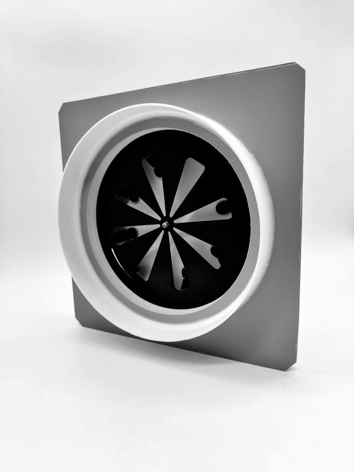 Теневой магнитный диффузор для потолков из гипсокартона 150 мм